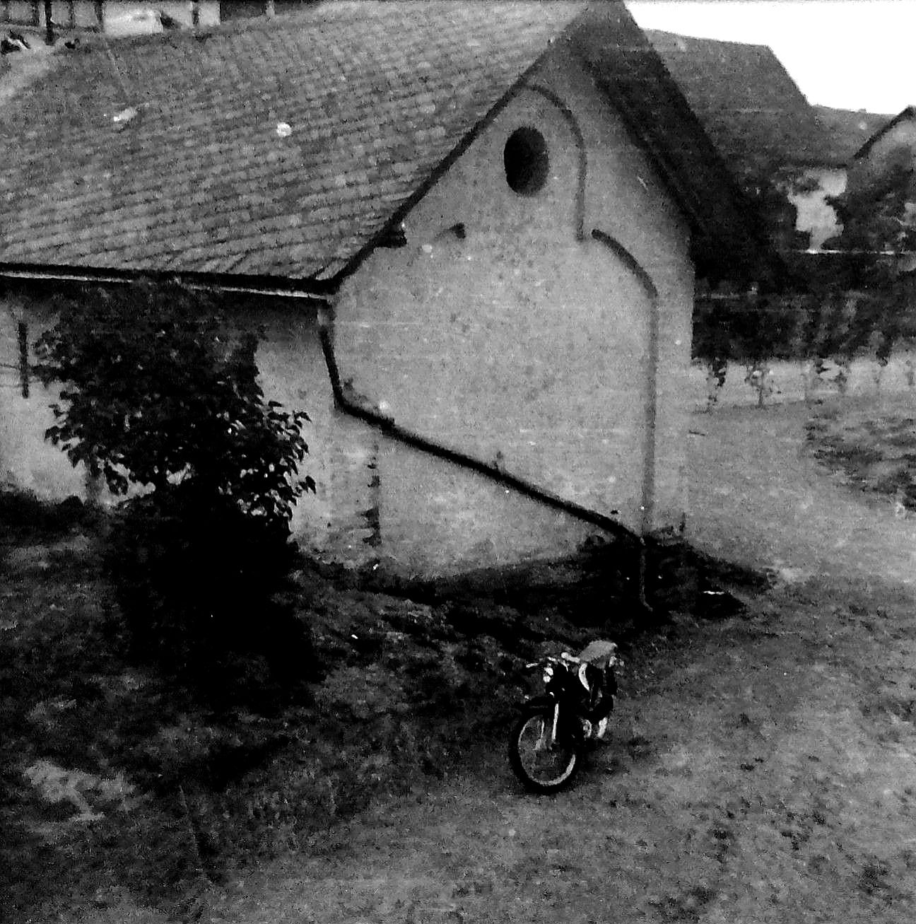 Historisches Spritzenhaus in Faid im Jahr 1941